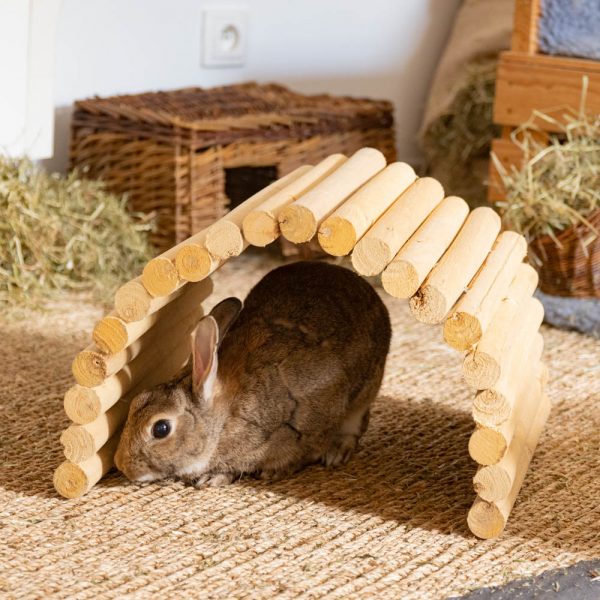 Pont flexible en rondins de bois pour lapin